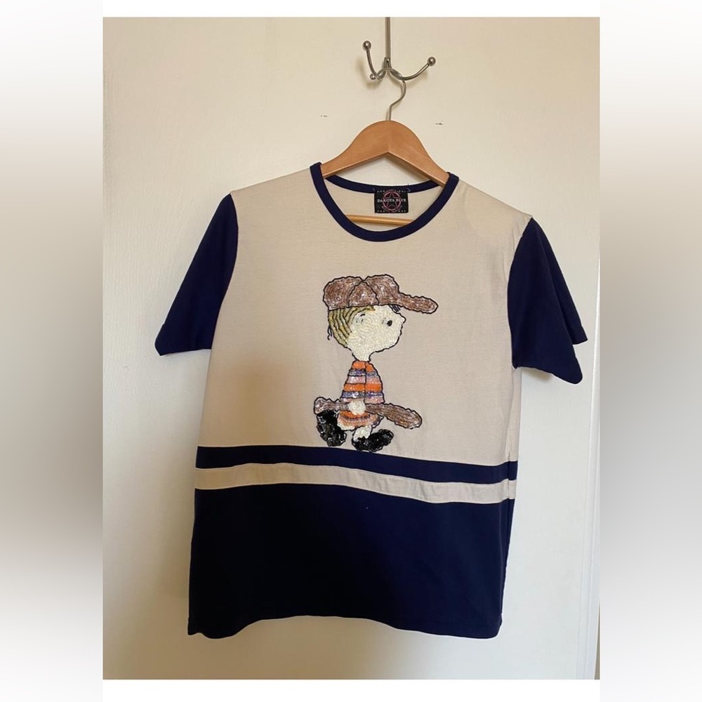 Peanuts  Cartoon Character Sequins t shirt